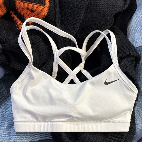 Nike Dri -Fit White Blk Strappy Sports Bra With Removable Padding Small